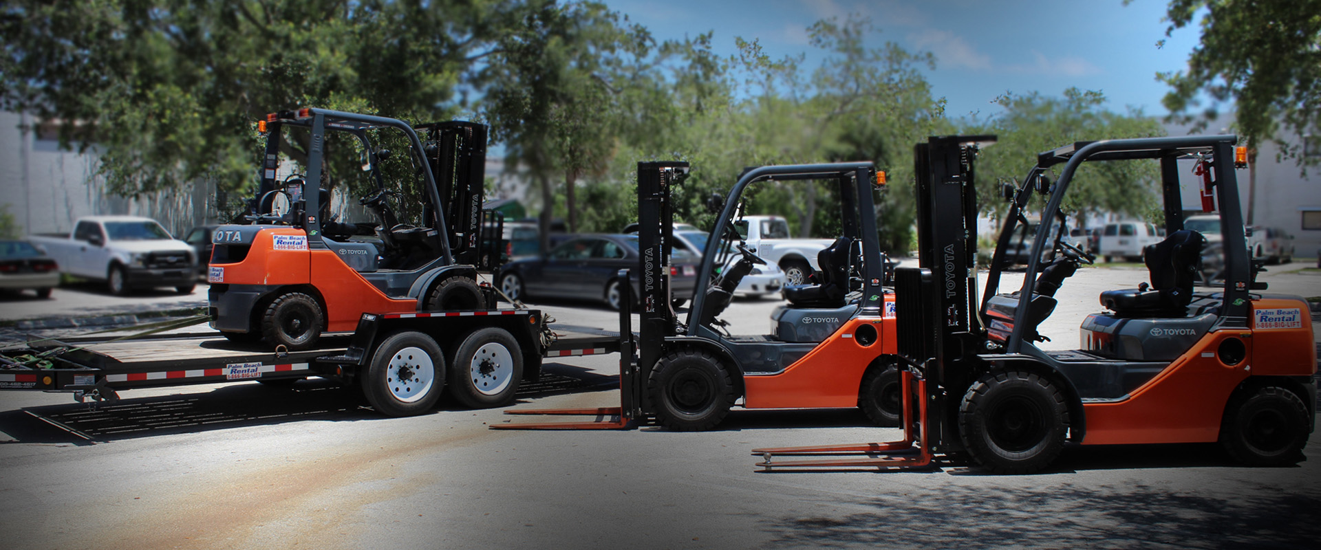 Palm Beach construction equipment on a South Florida jobsite